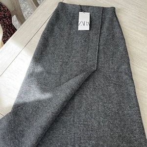 Zara midi wool skirt size S